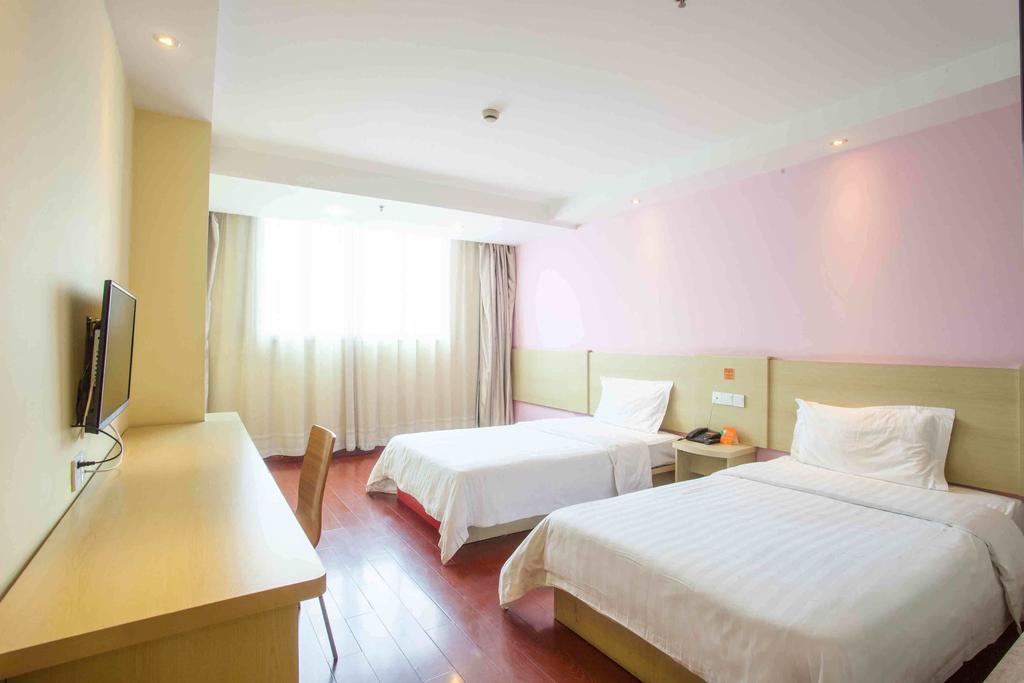 7Days Inn Luoyang Nanchang Road Wangfujing Room photo